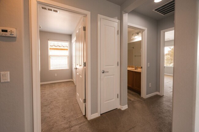 Building Photo - 8253 Arden Landing Pl