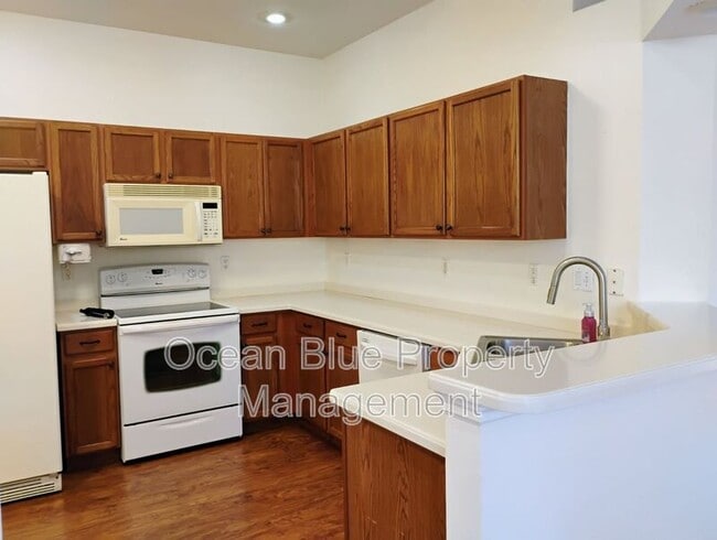 Building Photo - 20716 Eustis Rd