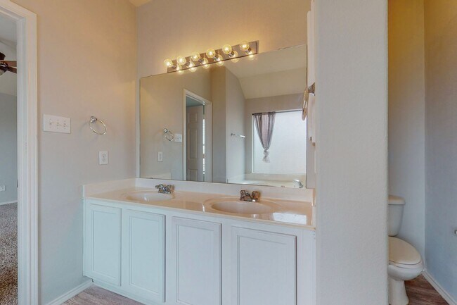 Building Photo - ***Pre-Marketing*** Great Home with Room T...