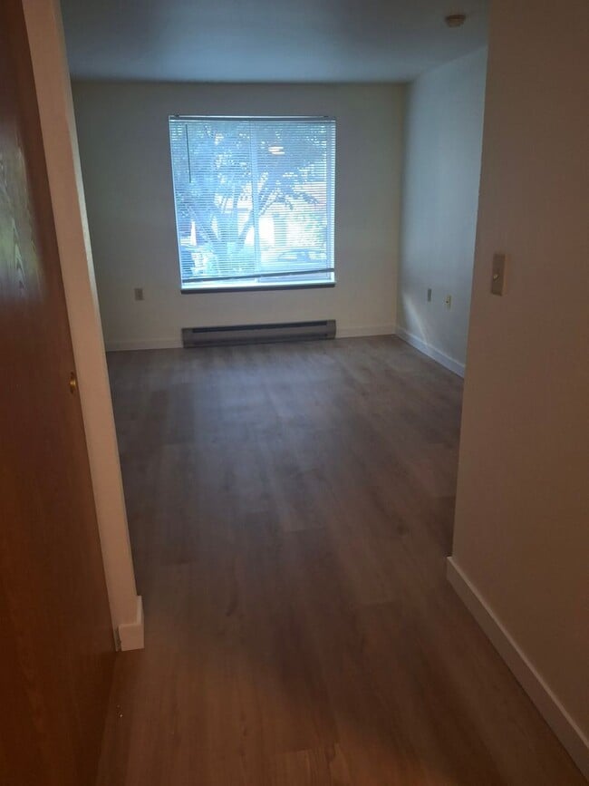 Interior Photo - Pacific