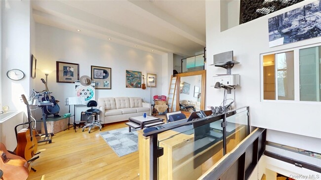 Building Photo - 1255 5th Ave