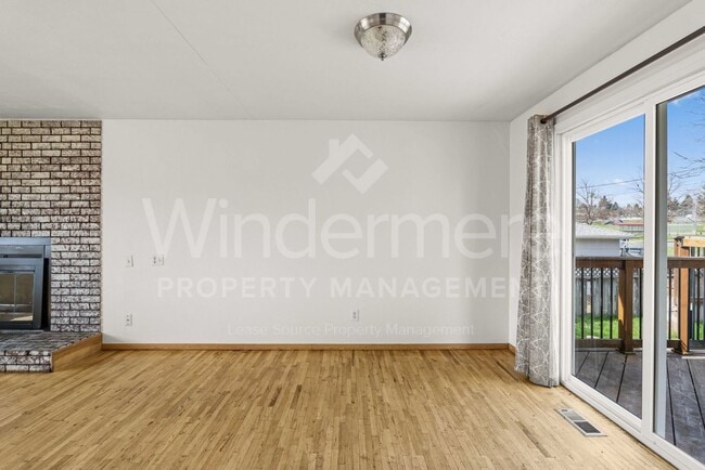 Building Photo - Charming 4-Bedroom Home – Where Comfort Meets Style