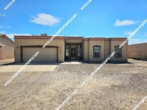 Building Photo - 1416 Monterrey Rd NE