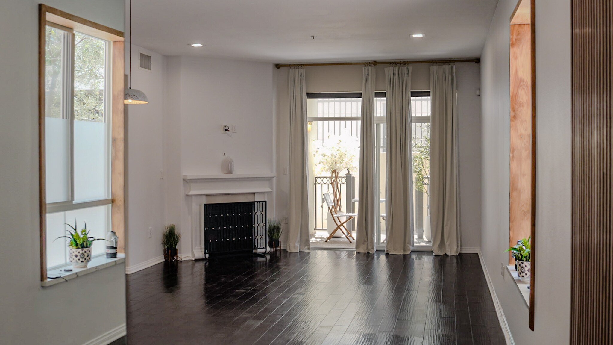 Building Photo - 3750 Santa Rosalia Dr