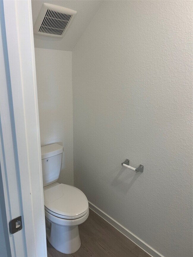 Building Photo - 31350 Black Cherry St