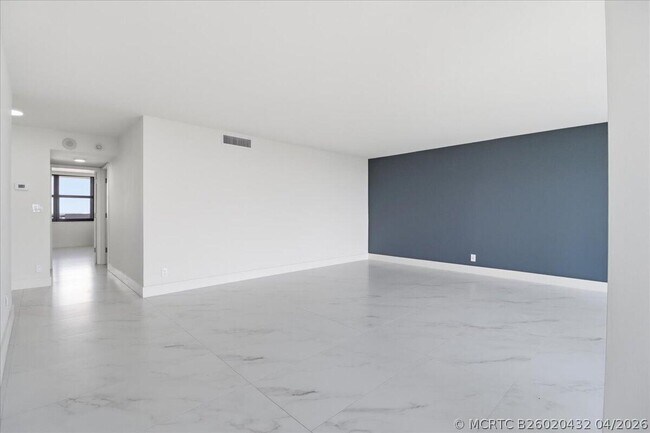 Building Photo - 936 Intracoastal Dr
