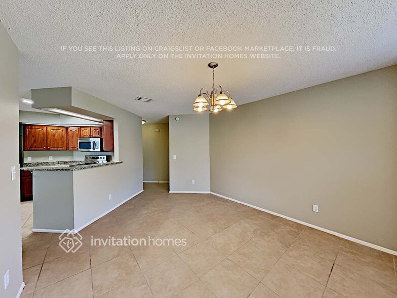 Building Photo - 330 Chicago Woods Cir