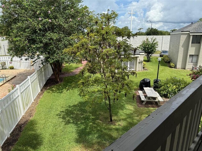Building Photo - 129 Springwood Cir