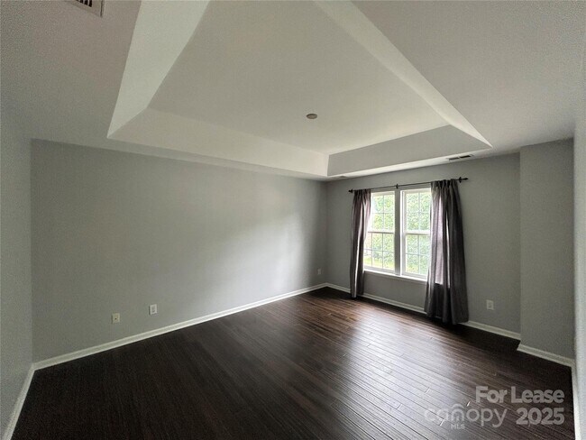 Building Photo - 6518 Harburn Forest Dr