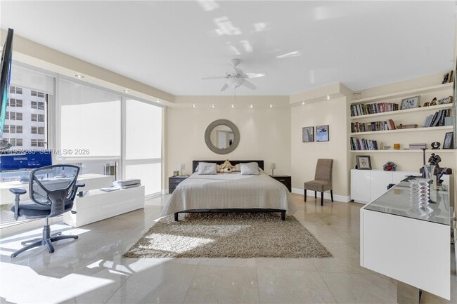 Building Photo - 3101 S Ocean Dr