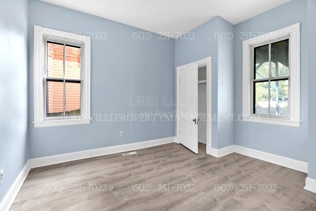 Building Photo - 1325 Hepburn Ave