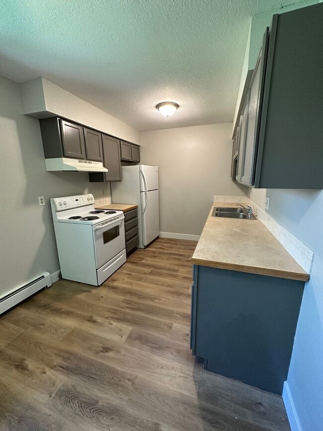 Interior Photo - Laporte1850 (KC-LN)