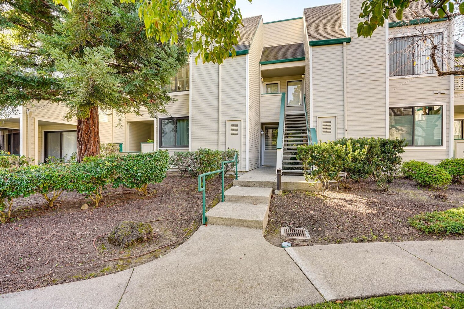 Building Photo - 3643 West Ct