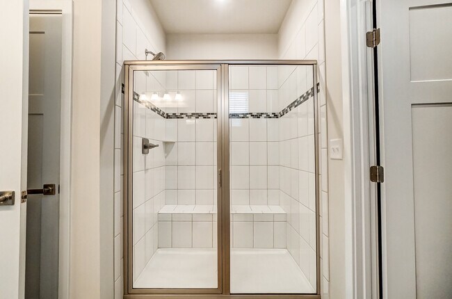 Building Photo - 5805 Barrowlands Ct