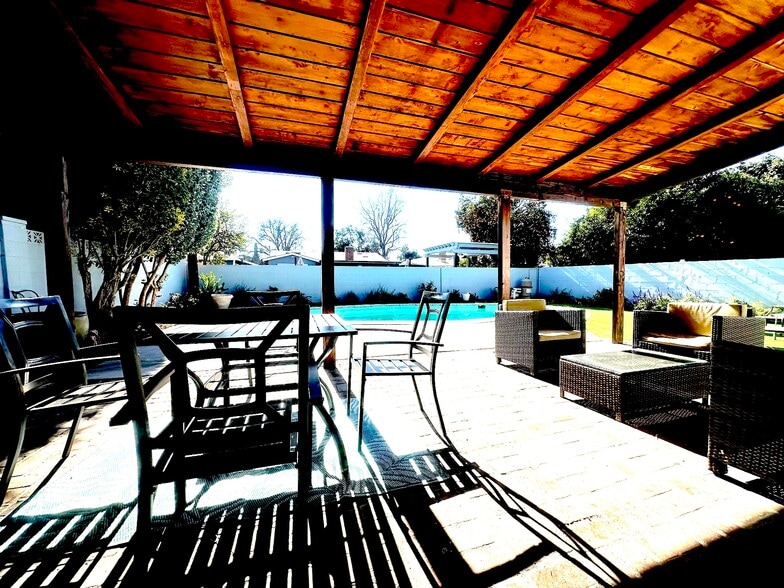 Building Photo - 15732 Covello St