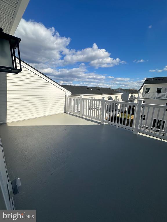 Building Photo - 33 Anderson Dr