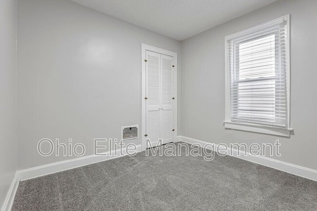 Building Photo - 1115 S Ohio Ave