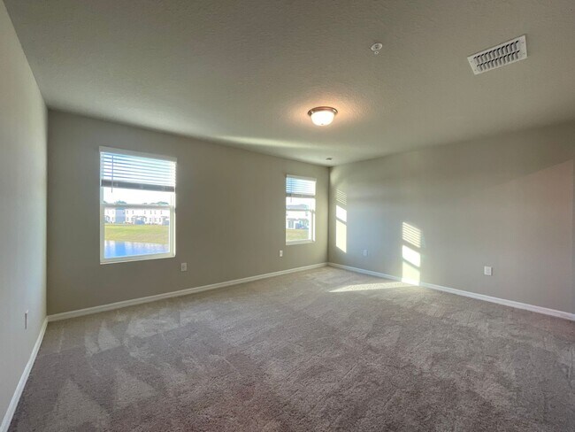 Building Photo - Lake View 3 Bedroom, 2.5 Bath Townhome in Ocoee FL!