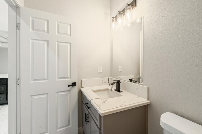 Building Photo - 203 Javier Dr