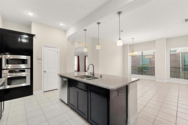 Building Photo - 2231 Legacy Trail