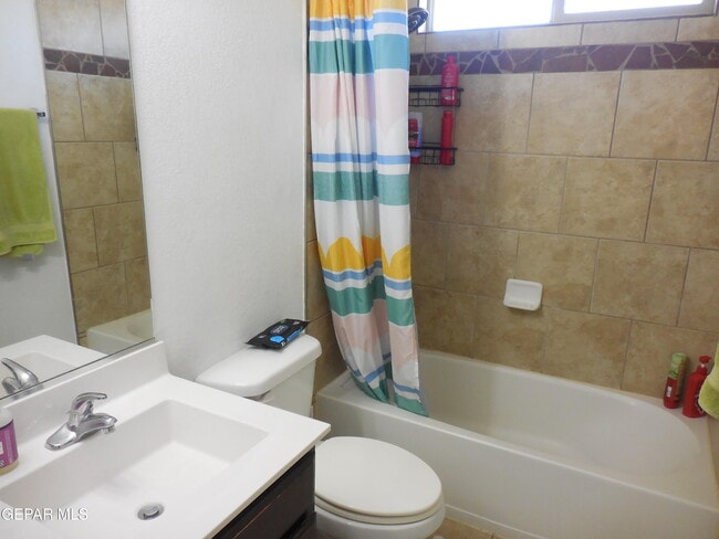 Building Photo - 7045 Eagle Nest Ct