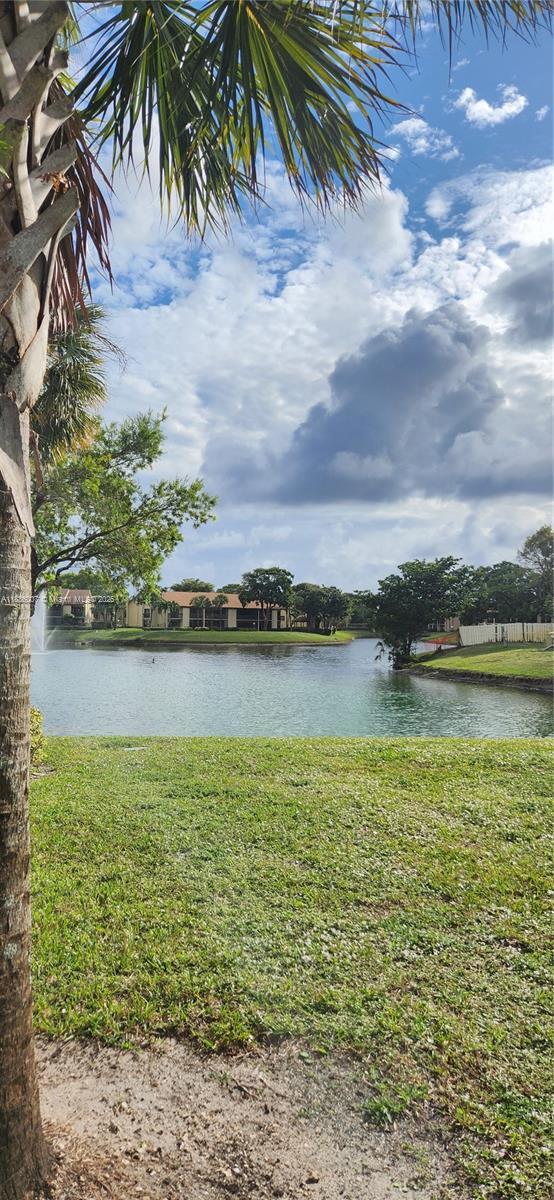 Building Photo - 1278 S Military Trail