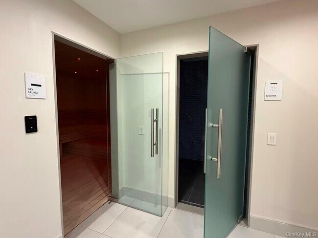 Building Photo - 131-02B 40th Rd