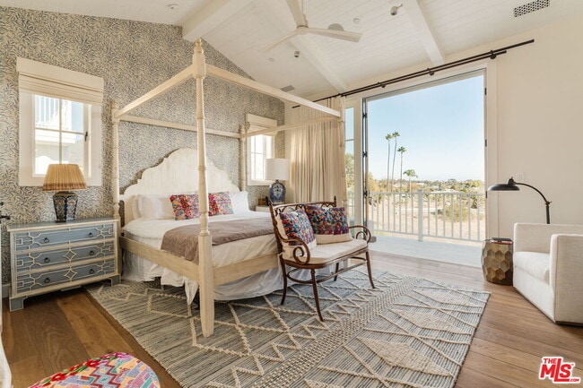 Building Photo - 5770 Busch Dr