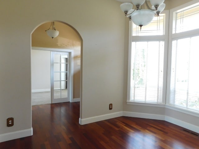 Building Photo - MOVE IN SPECIAL! 3Bd/3Ba Single Story House