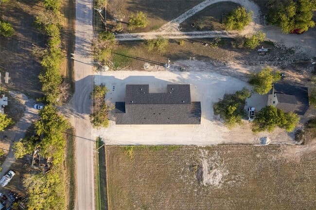 Building Photo - 539 Hackberry Rd