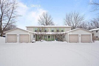 Building Photo - 539 136th Ave