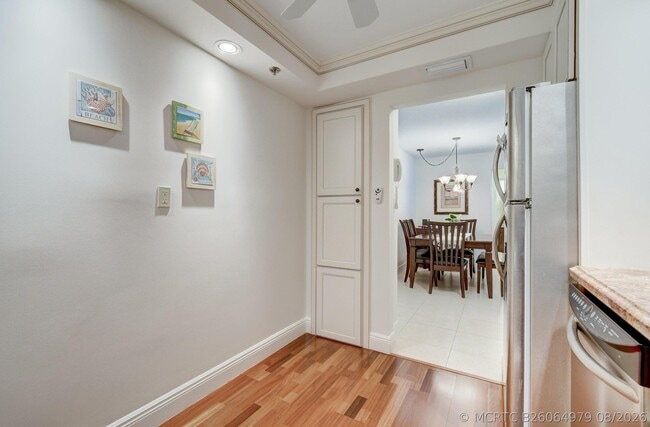 Building Photo - 3221 S Ocean Blvd