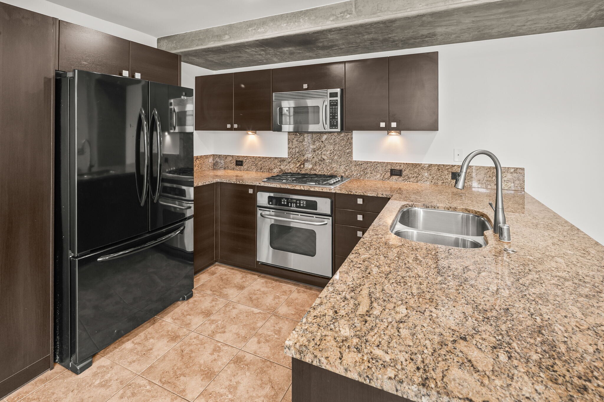 Building Photo - 800 The Mark Ln