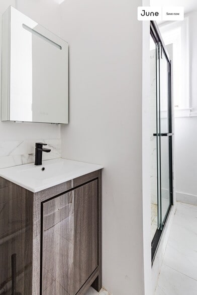 Building Photo - 211 Lafayette Ave