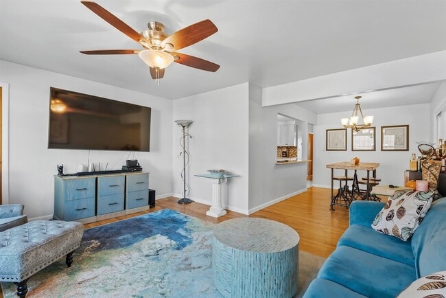 Building Photo - 290 Randolph Ave