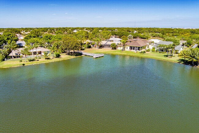 Building Photo - 4545 Brandywine Dr