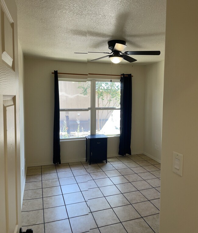 2nd Bedroom - 4231 Vuelta Colorada