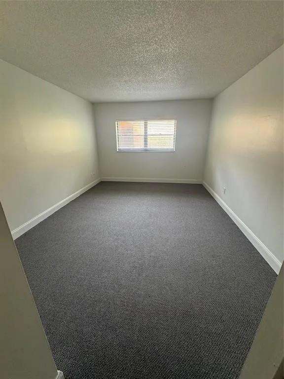 Building Photo - 8901 N New River Canal Rd