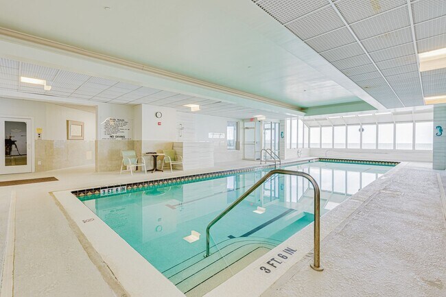 Building Photo - FURNISHED 2 Bedroom Condo in Daytona Beach...