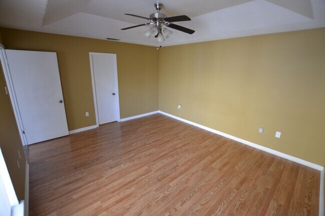 Building Photo - 2136 S Flannery Rd