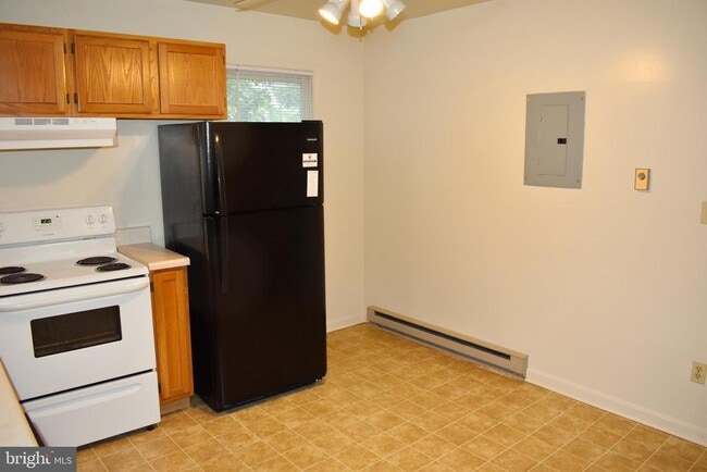 Building Photo - 959 Orchard Dr