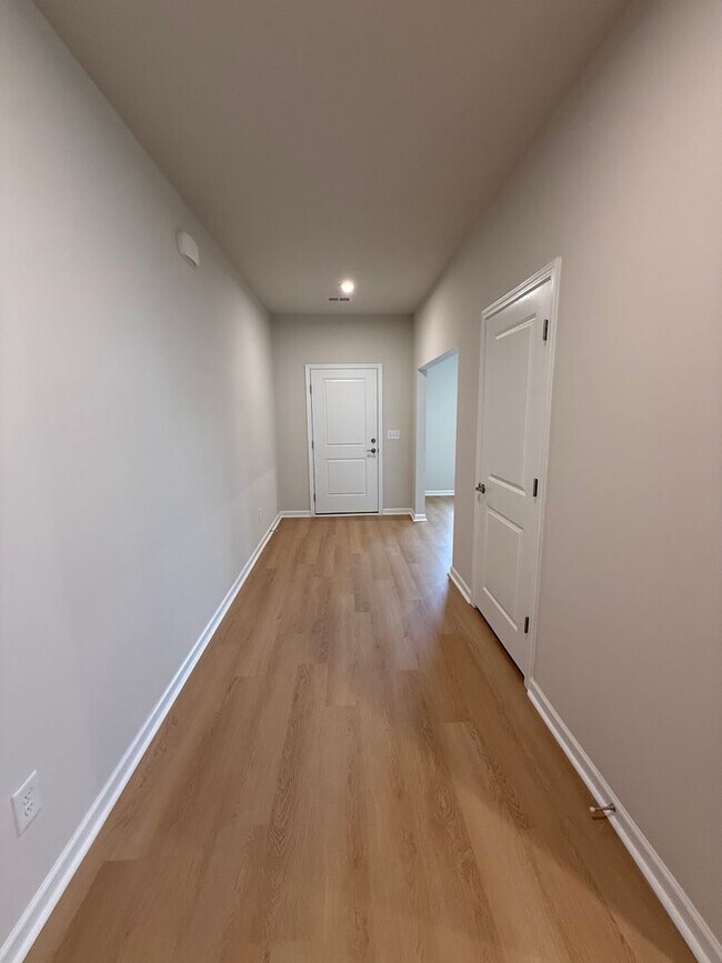 Building Photo - 3099 Blenheim Ct