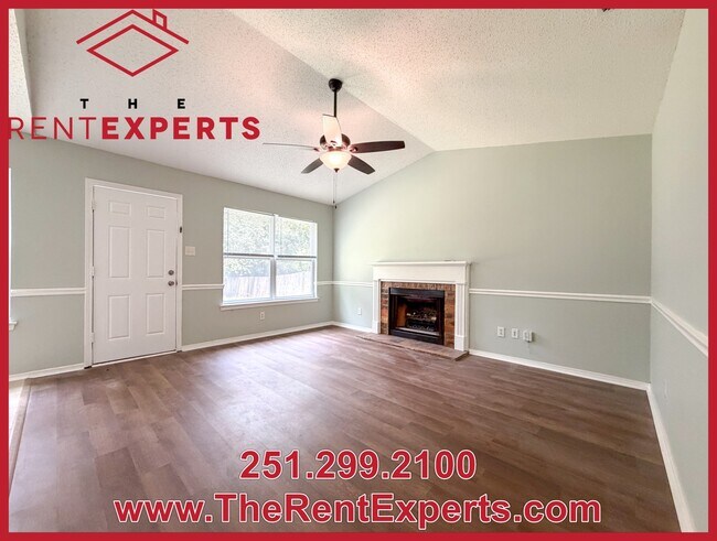 Building Photo - 9760 Royal Woods Dr N
