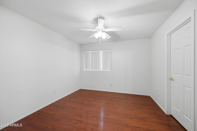 Building Photo - 3358 E Park Ave