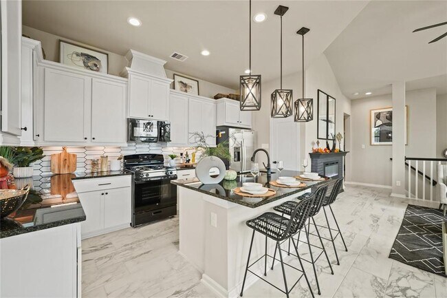 Building Photo - 1631 Rustling Creek Dr