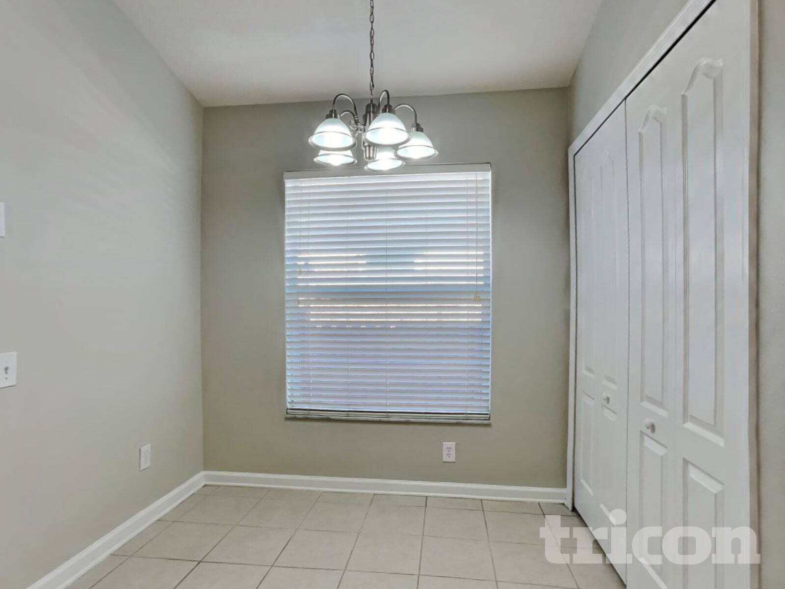 Building Photo - 12329 Cedarfield Dr
