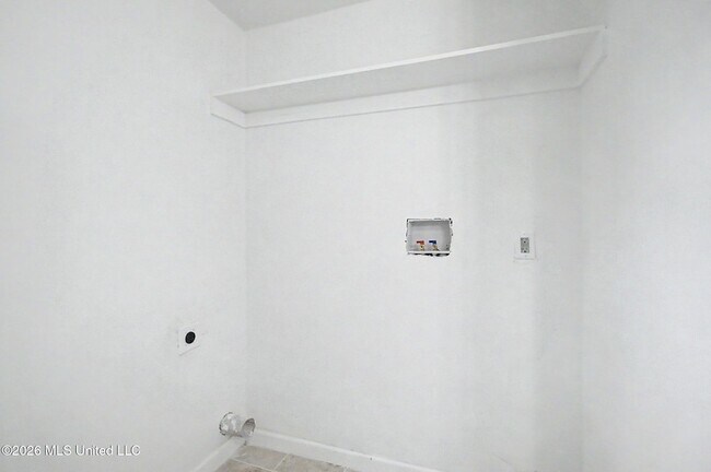 Building Photo - 9424 Daisy Vestry Rd