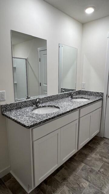 Building Photo - 4170 Lone Oak Cir