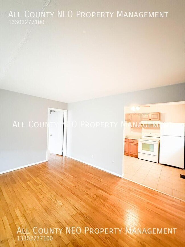 Building Photo - 19810 Shawnee Ave