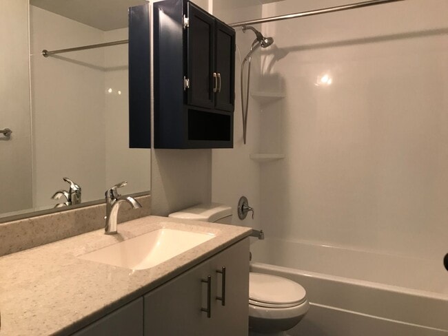 Building Photo - West Boise 3 bedroom, 2 bath home for rent